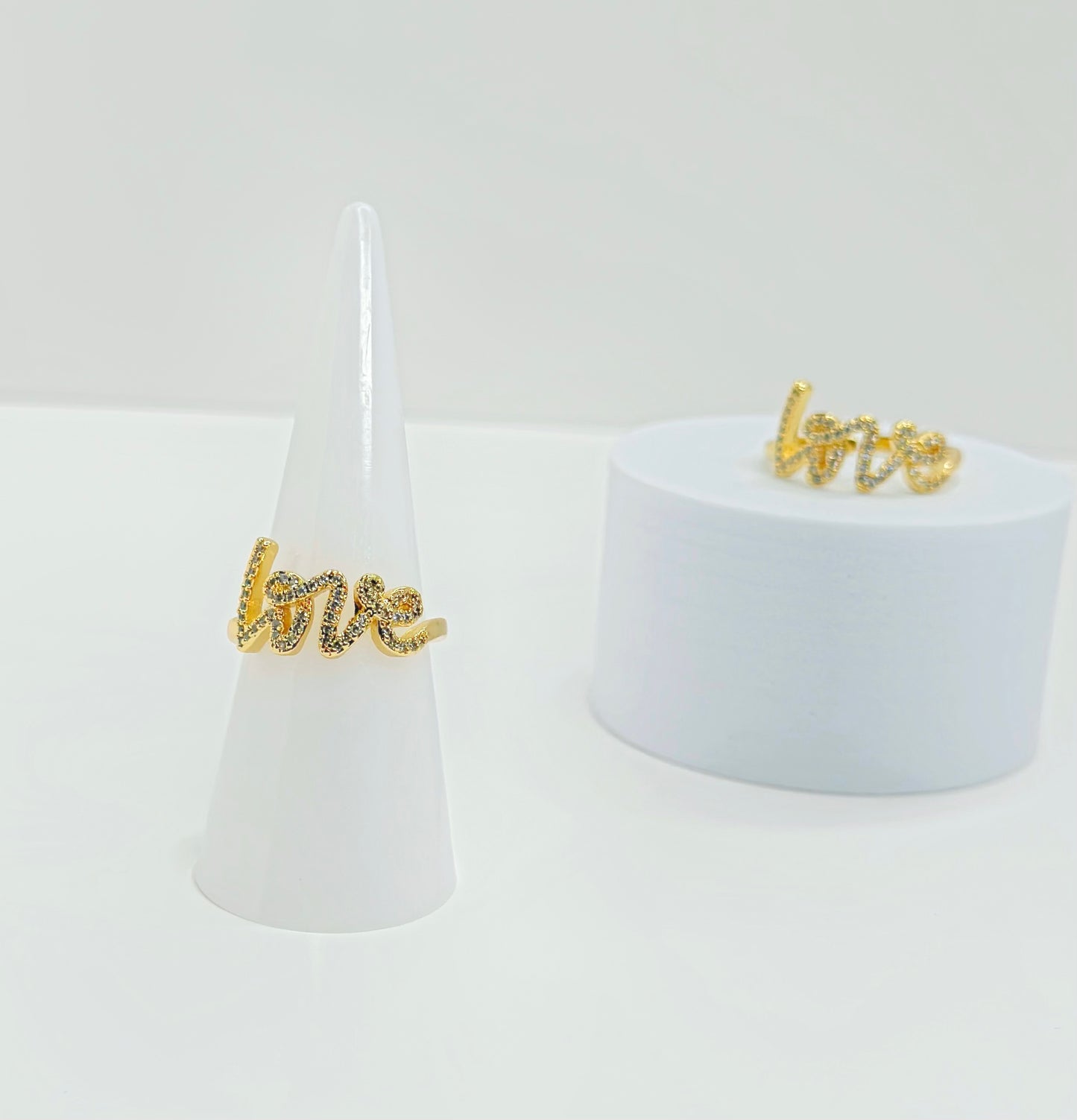 LOVE Ring